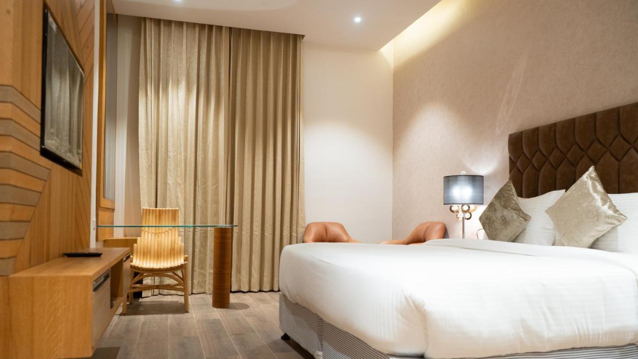 Clarks Inn Suites קנגרה מראה חיצוני תמונה