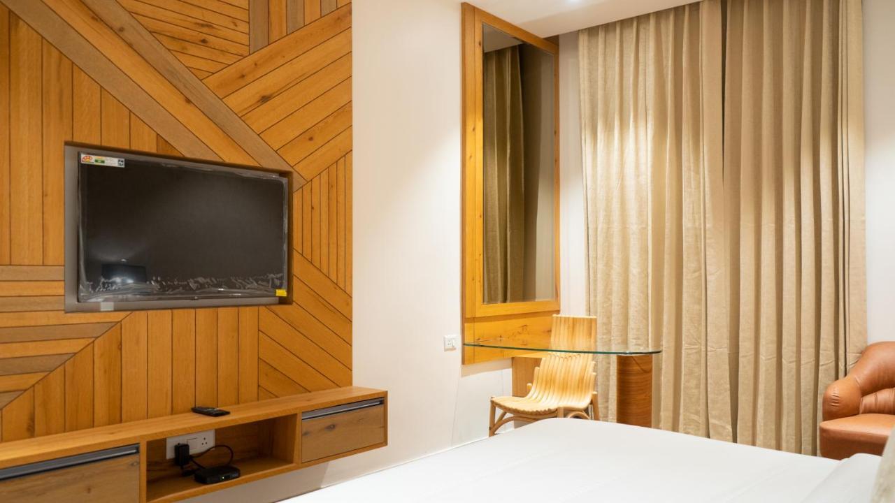 Clarks Inn Suites קנגרה מראה חיצוני תמונה