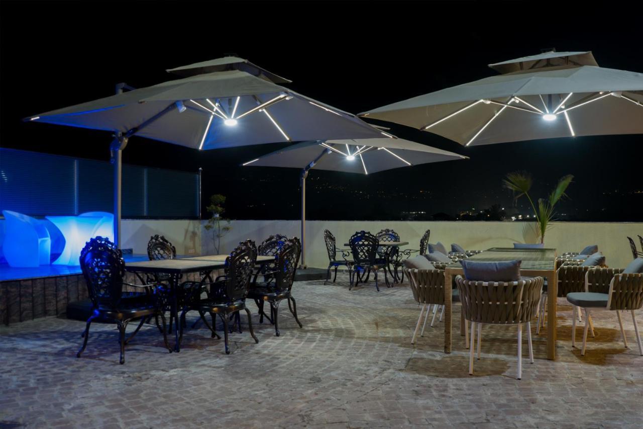 Clarks Inn Suites קנגרה מראה חיצוני תמונה